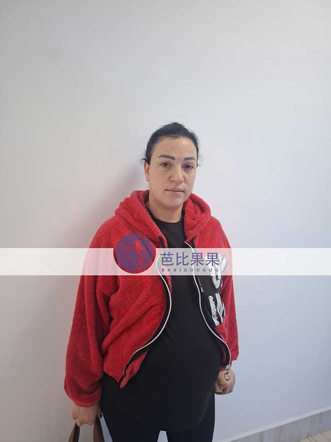 彭女士到格鲁吉亚匹配的试管妈妈怀双胞胎来医院做B超