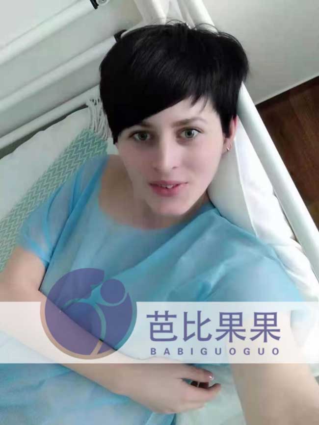 W女士的乌克兰试管在lita丽塔医院完成了移植胚胎流程