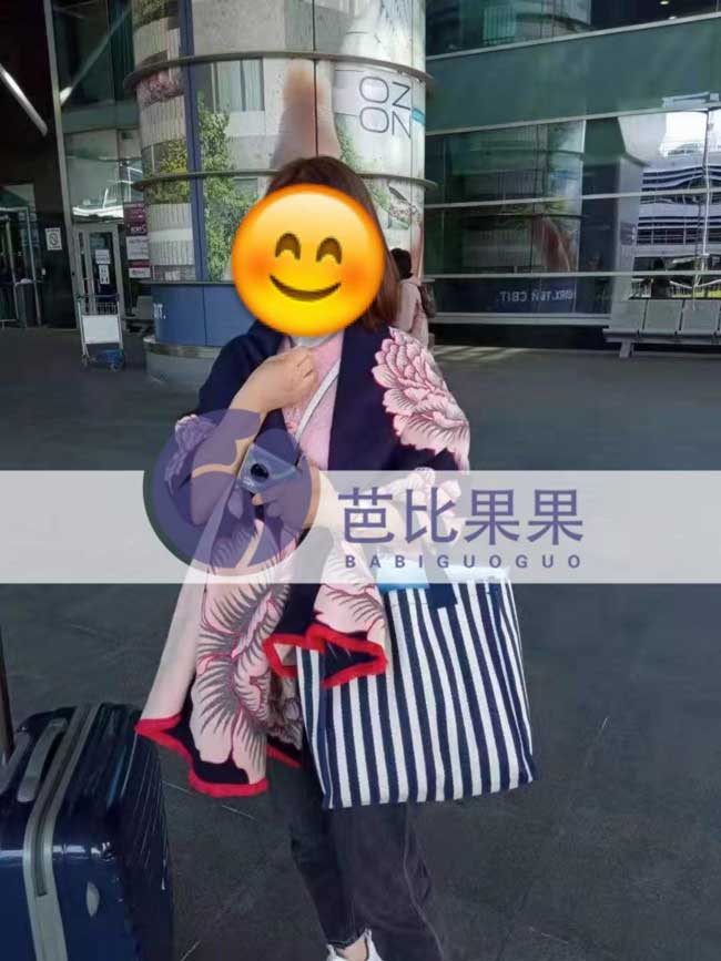 R女士赶在试管临产前到乌克兰等侯试管宝宝的出生