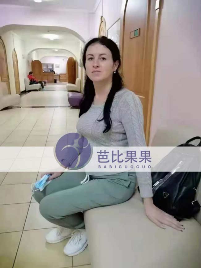 乌克兰孕妈做四维B超