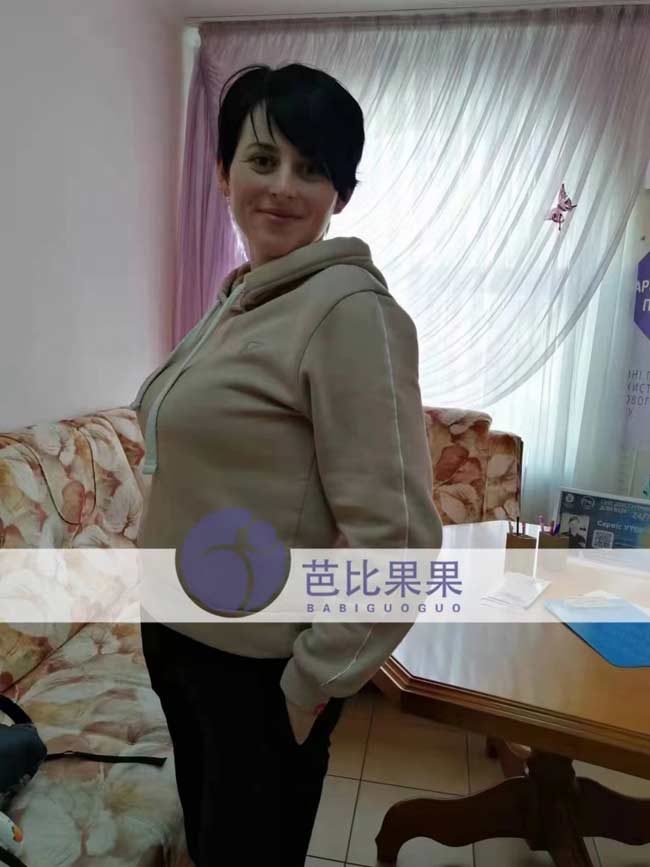 乌克兰孕妇做检查