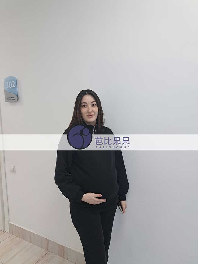 格鲁吉亚X女士匹配的哈萨克斯坦试管美女妈妈来医院做孕36周B超