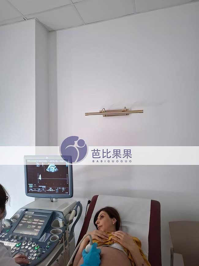 试管妈妈做B超