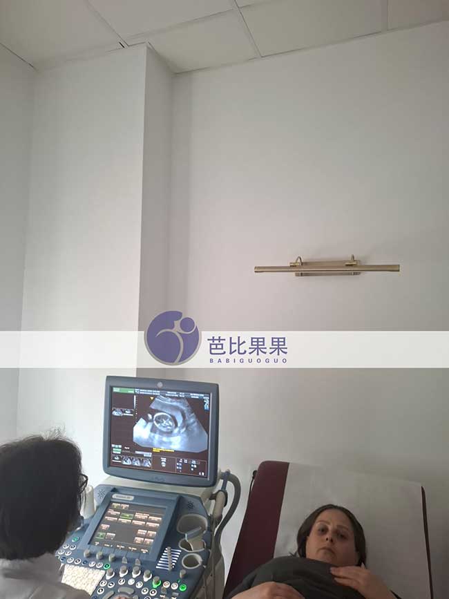 试管妈妈做B超
