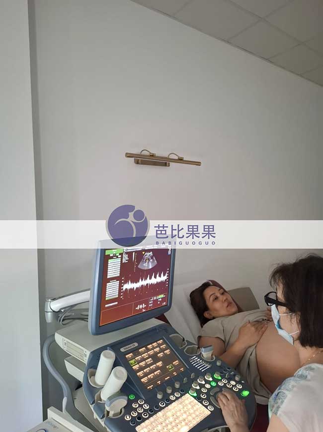 试管妈妈做B超