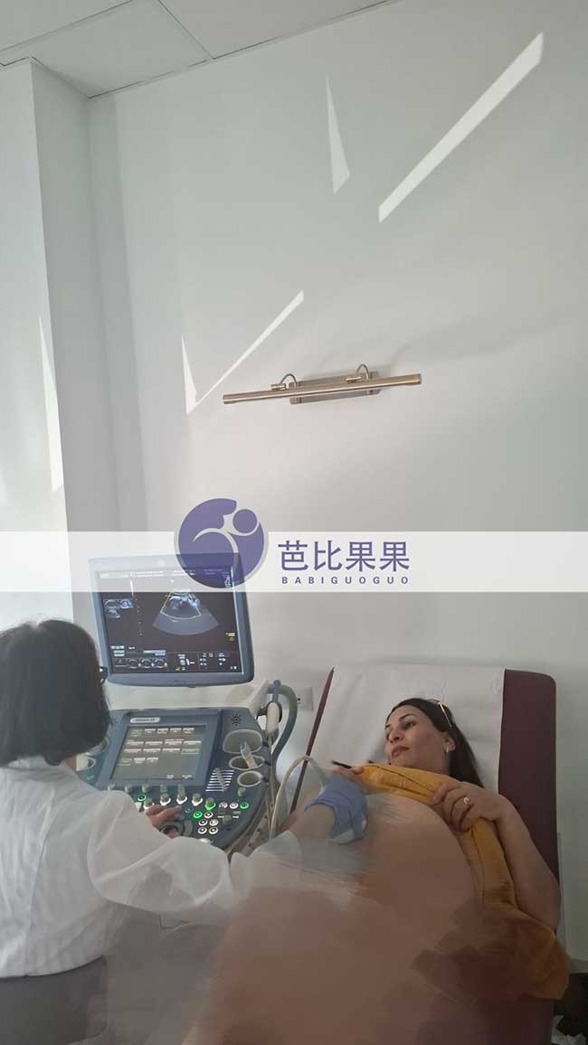 试管妈妈做B超