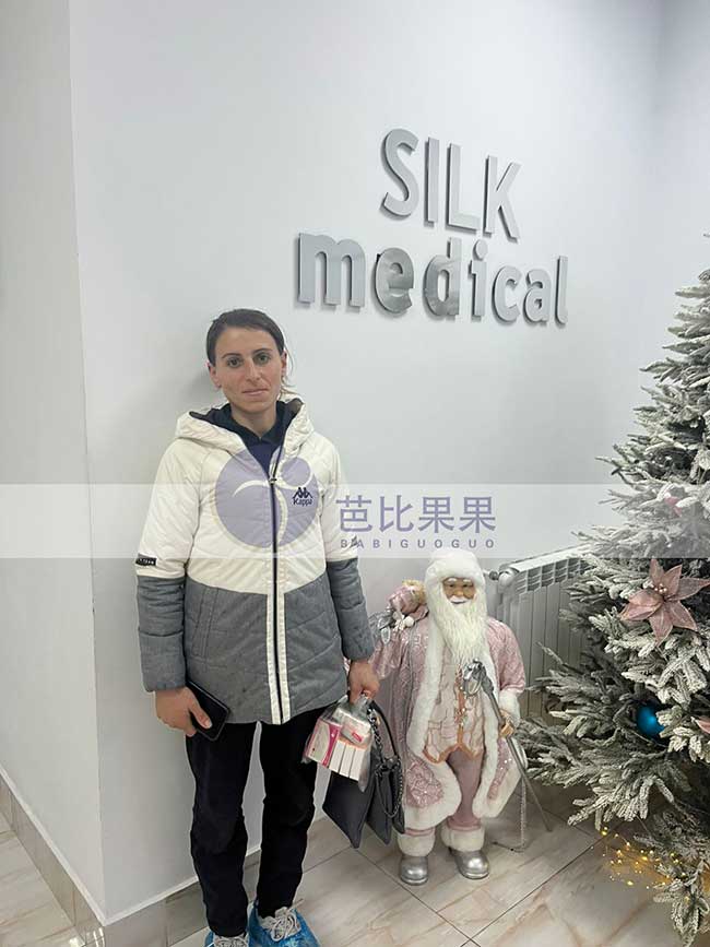 肖先生在格鲁吉亚匹配的试管妈妈第一次做B超